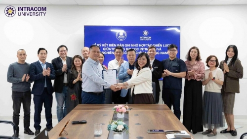 AIAT ký kết hợp tác chiến lược  với trường Đại hoc INTRACOM